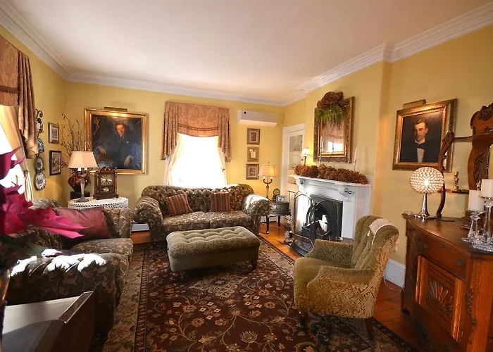 Briarwood Bed & Breakfast